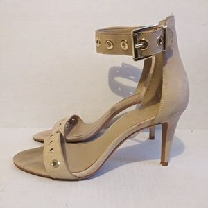 Vince Camuto pumps heels size 8.5M